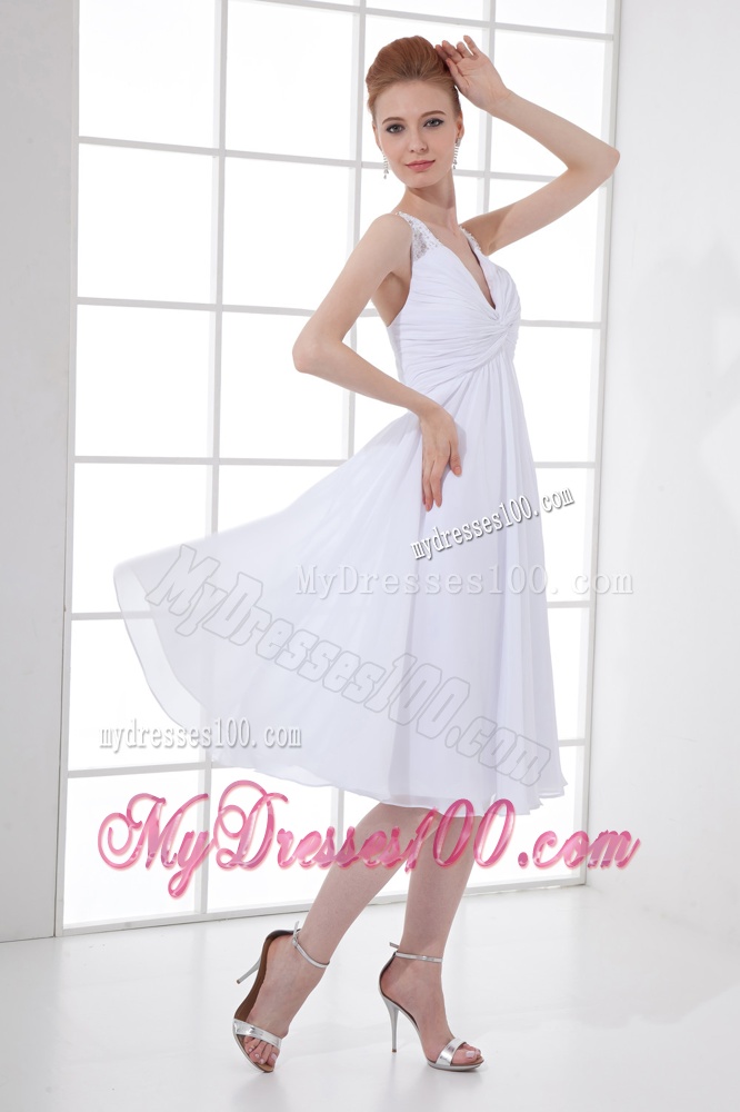2016 Spring A-line V-neck Knee-length Chiffon Wedding Dress with Ruching