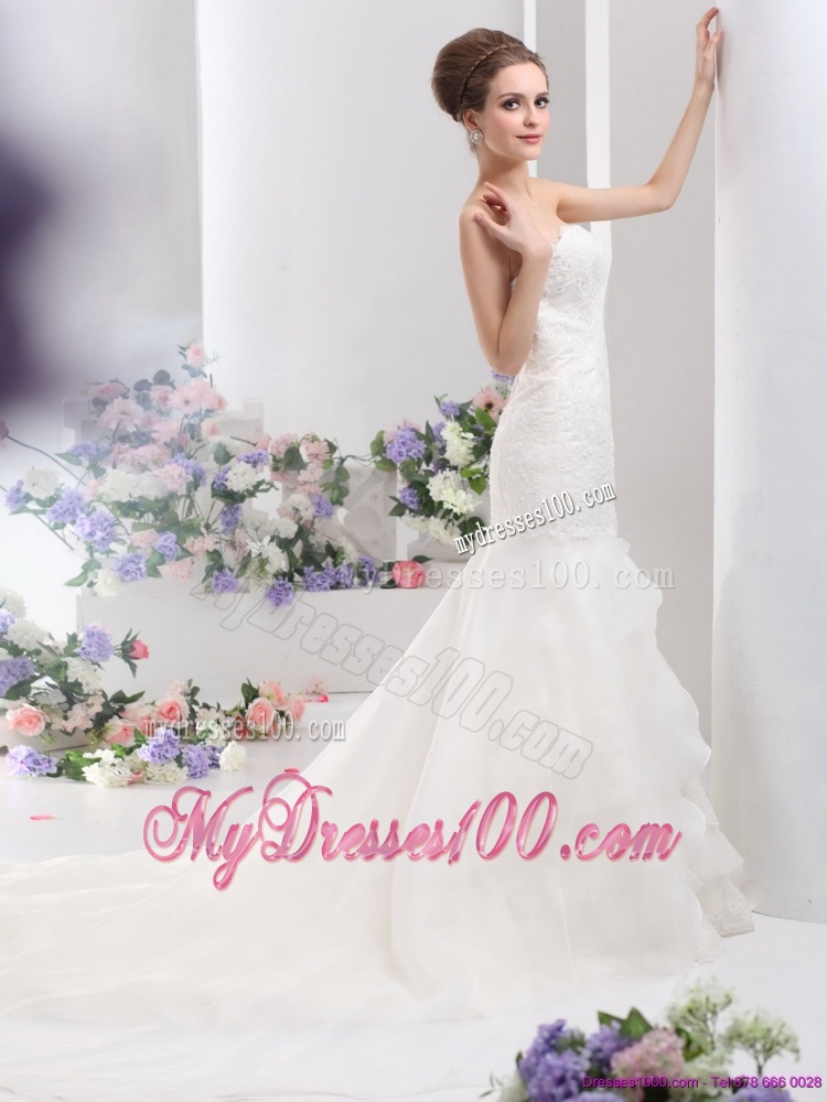2016 Wonderful Strapless Wedding Dress with Brush Train