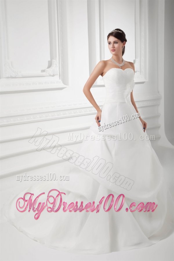A-line Sweetheart Appliques Pick-ups Chapel Train Wedding Dress