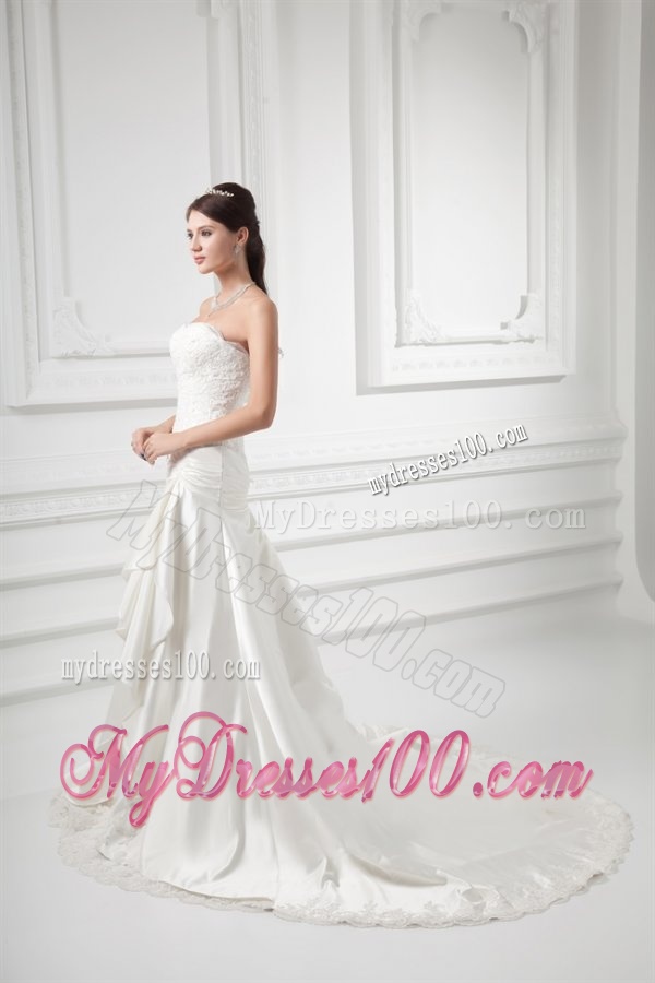 A-line Sweetheart Appliques Ruching Court Train Wedding Dress