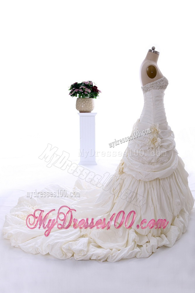 Classical Court Train Wedding Dress with Beading