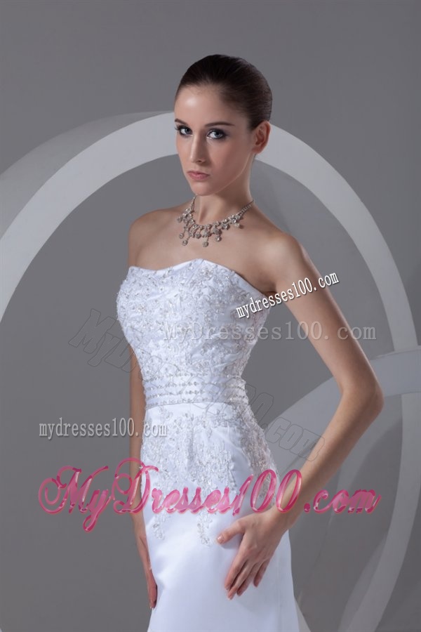 Column Strapless Appliques Court Train Organza Wedding Dress