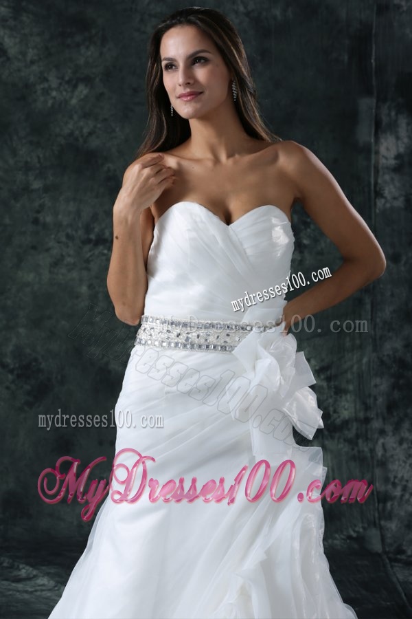 Column Sweetheart Beading Organza Wedding Dress with Court Train