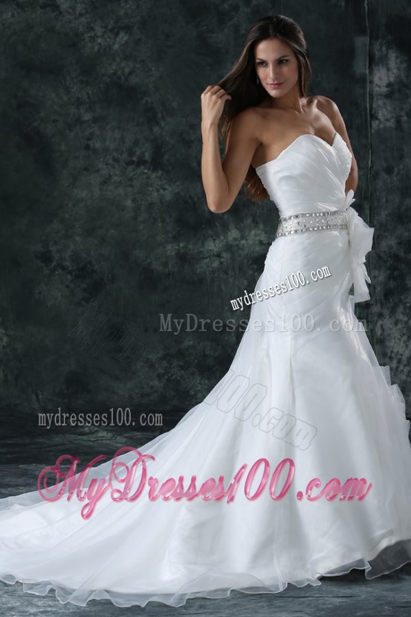 Column Sweetheart Beading Organza Wedding Dress with Court Train