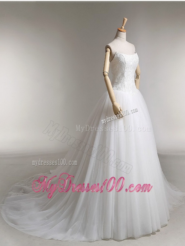 Elegant A Line Strapless Wedding Dresses with Appliques