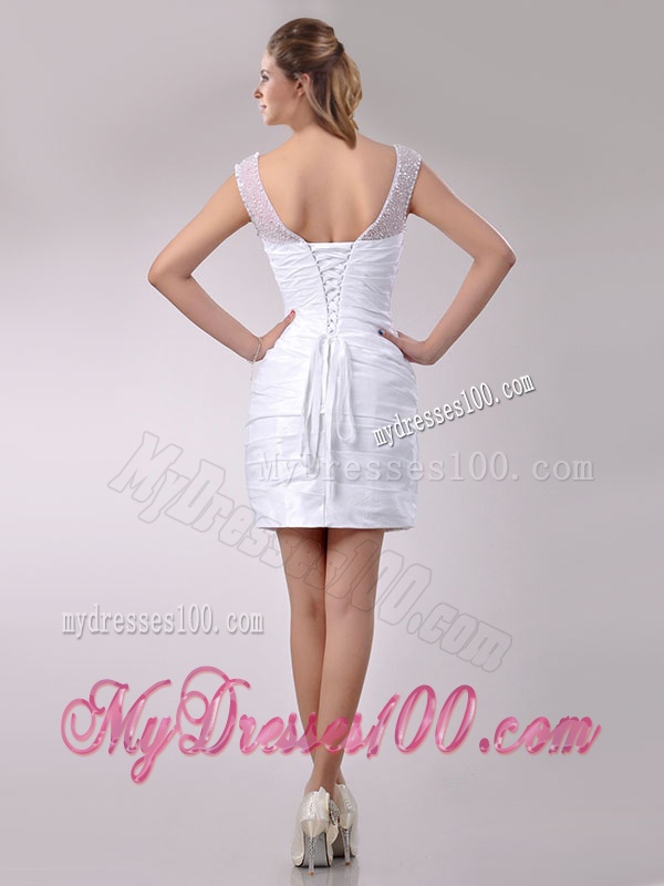 Fashionable See Through Scoop Taffeta Short Wedding Dress with Beading