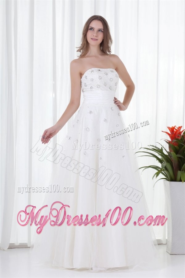 Floor-length Elegant A-line Strapless Wedding Dress with Beading