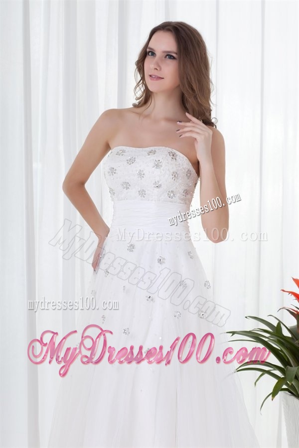 Floor-length Elegant A-line Strapless Wedding Dress with Beading