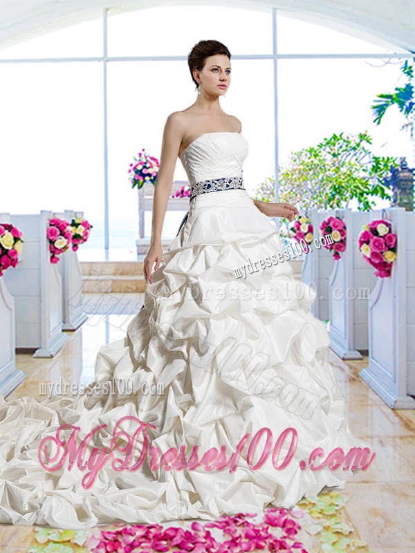Gorgeous Sashes 2016 Bridal Gowns with Chapel Train