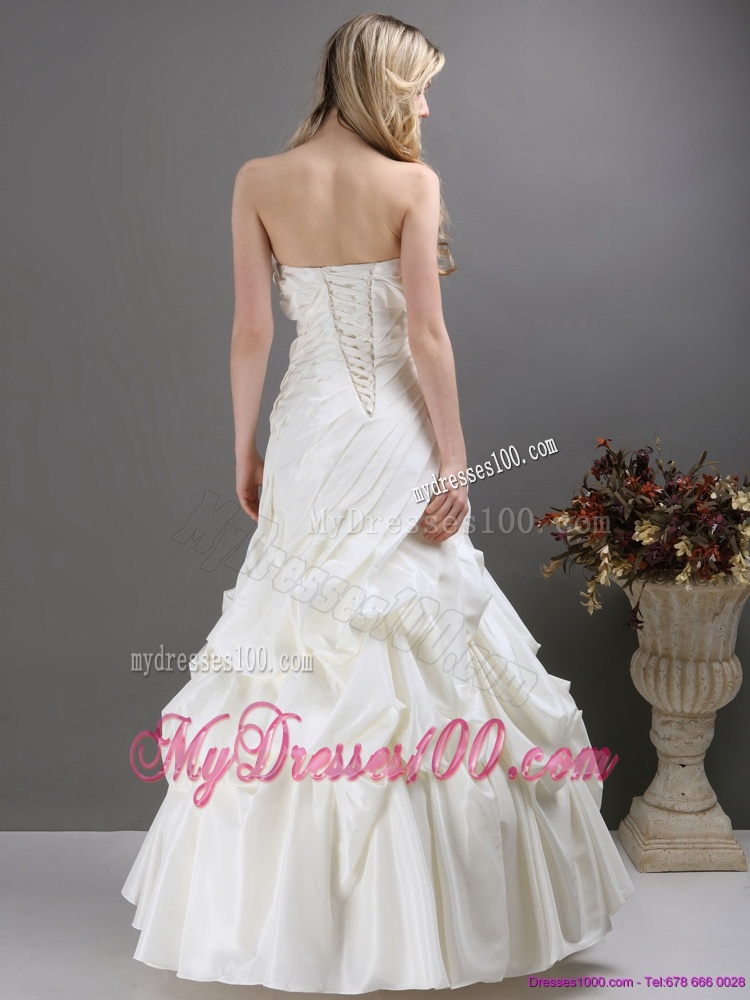 Pleated White Strapless Wedding Dresses with Ruffles and Pick Ups