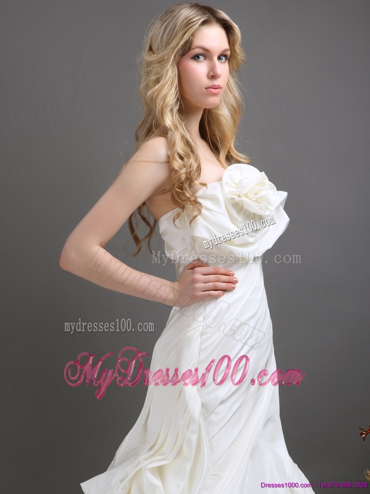 Pleated White Strapless Wedding Dresses with Ruffles and Pick Ups