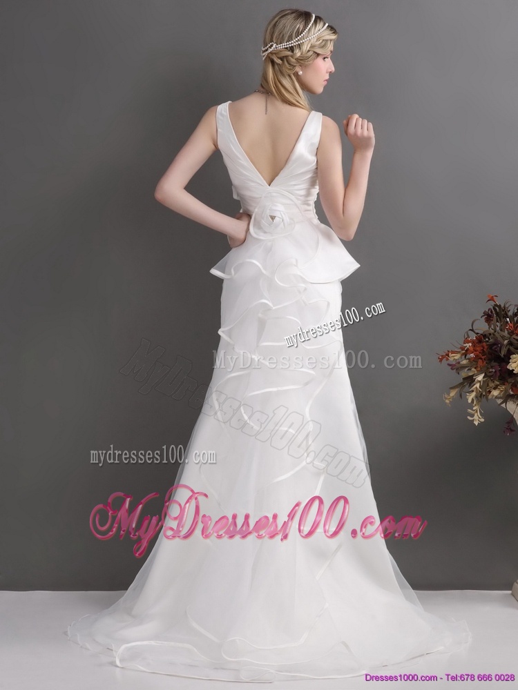 Ruching White V Neck Ruffled 2016 Wedding Dresses with Brush Train