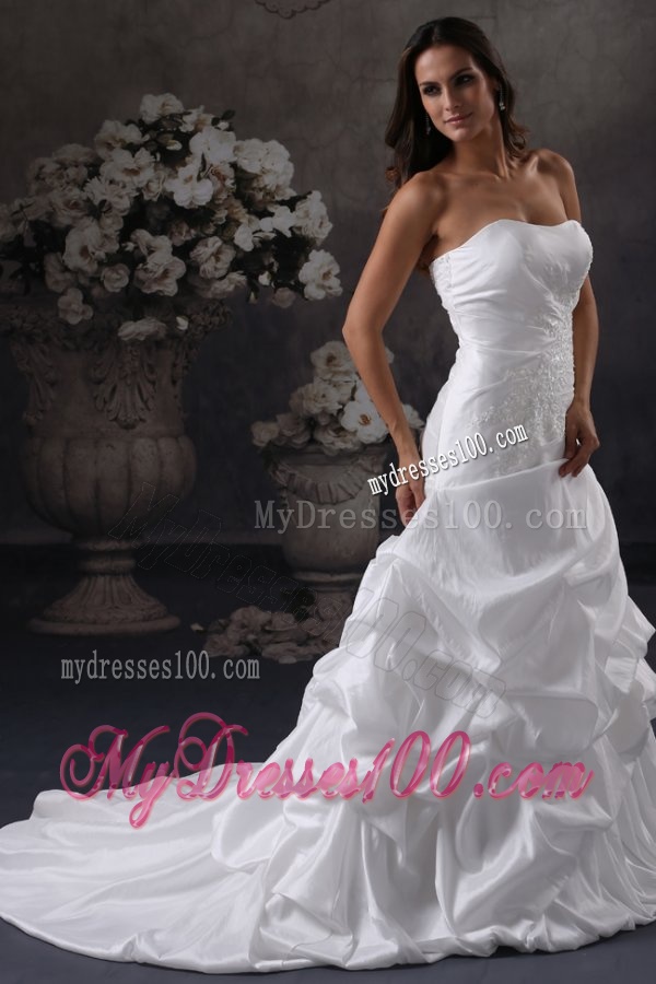 Strapless Court Train Taffeta Wedding Dress