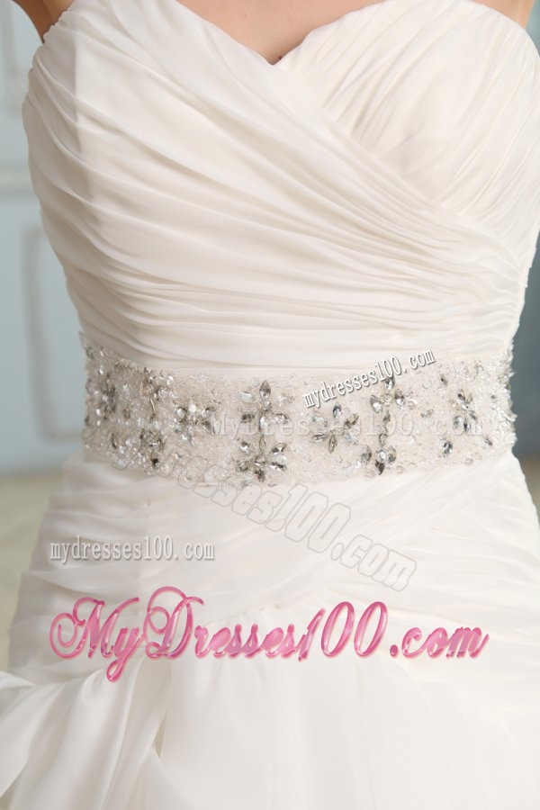 Sweetheart Beaded Decorate Waist Organza Wedding Dress with Ruffles