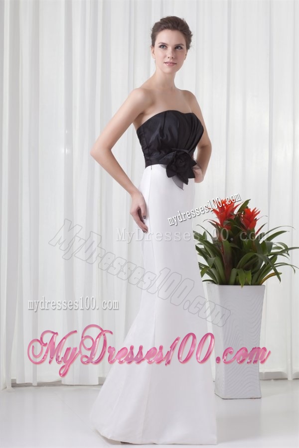 White and Black Column Sweetheart Wedding Dress with Flower