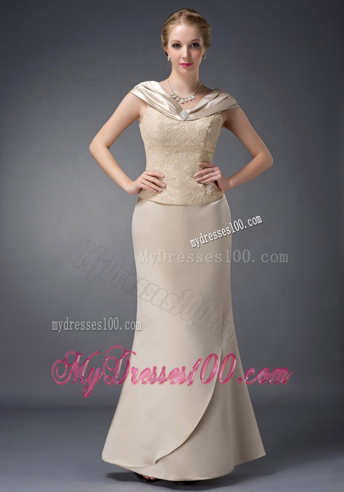 Champagne Column V-neck Lace Beading Mother of the Bride Dress