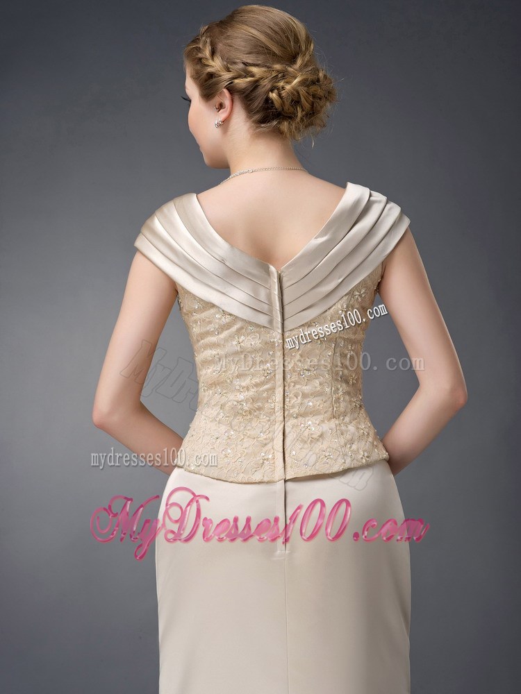 Champagne Column V-neck Lace Beading Mother of the Bride Dress