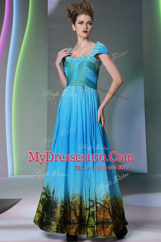 Traditional Baby Blue Zipper Square Appliques and Pattern Printed Sleeveless