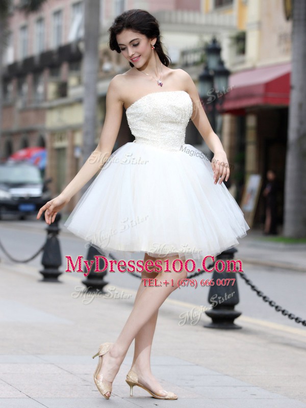 Superior Knee Length Lace Up Womens Party Dresses White for Prom and Party with Beading