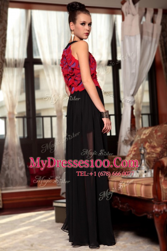 Red And Black Column/Sheath Scoop Sleeveless Chiffon Floor Length Side Zipper Ruching and Hand Made Flower