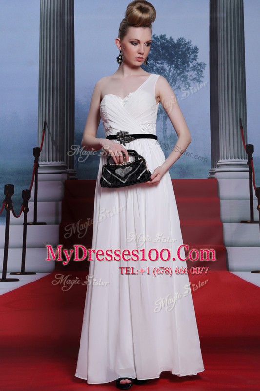 Fitting White Empire Chiffon Sweetheart Sleeveless Ruching and Belt Floor Length Side Zipper Junior Homecoming Dress