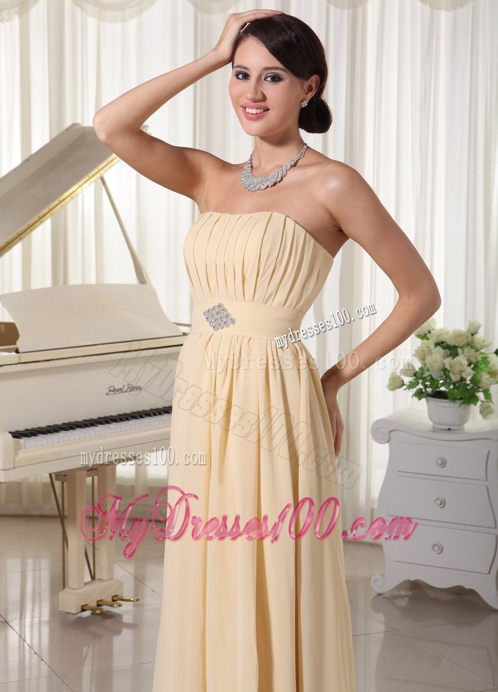 Cheap Ruching and Beading Strapless Prom Dress in Champagne
