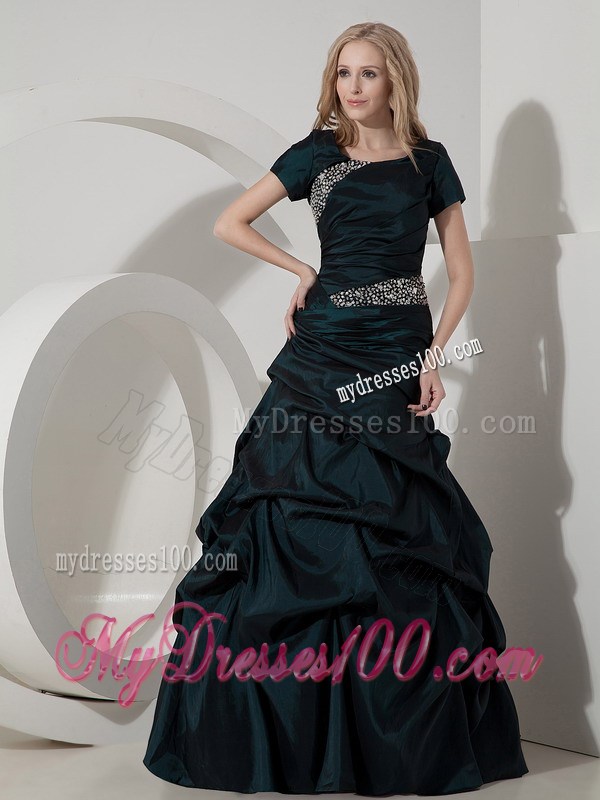 Elegant Navy Blue Scoop Beading Prom Dress with Short Sleeves