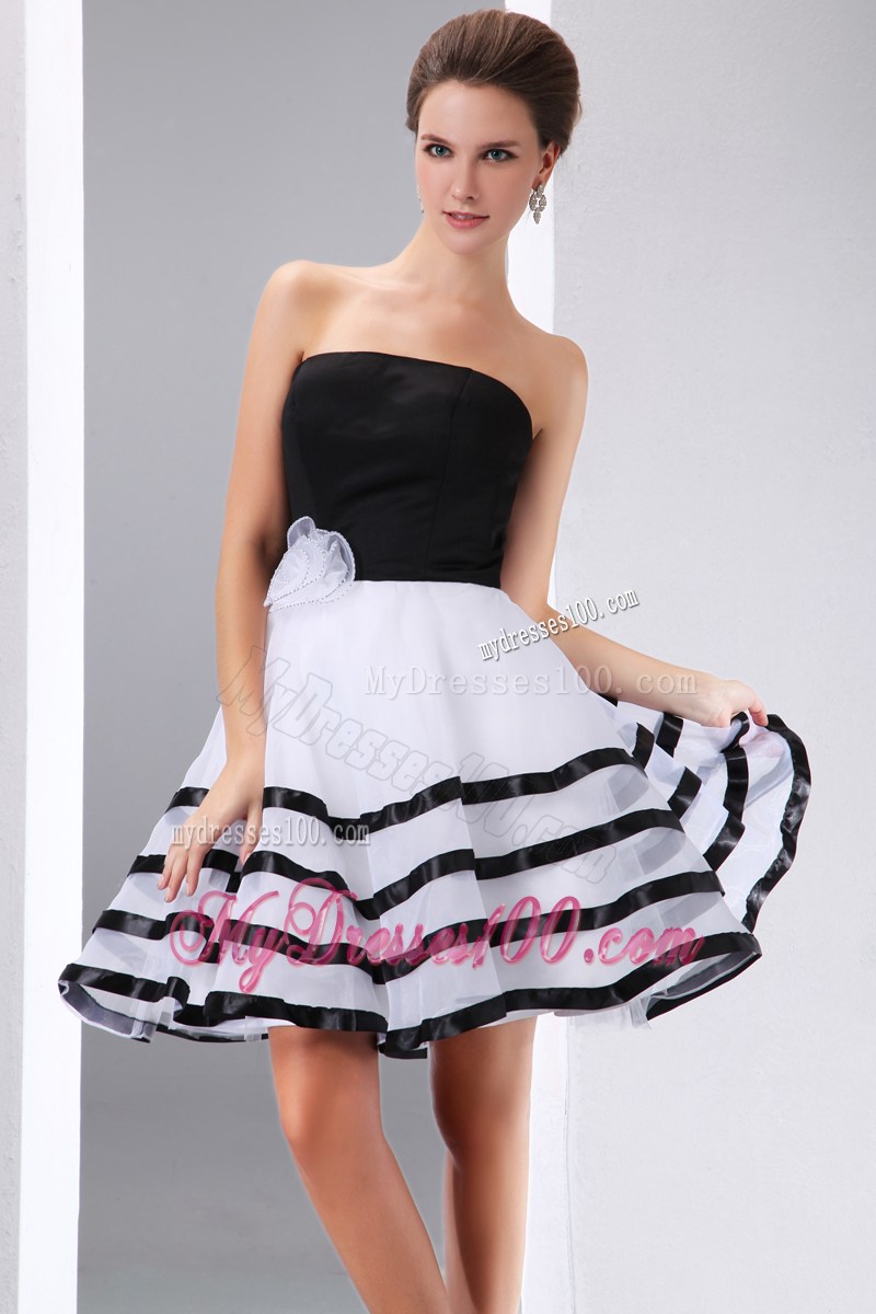 Black and White Knee-length Hand Made Flower Prom Dress