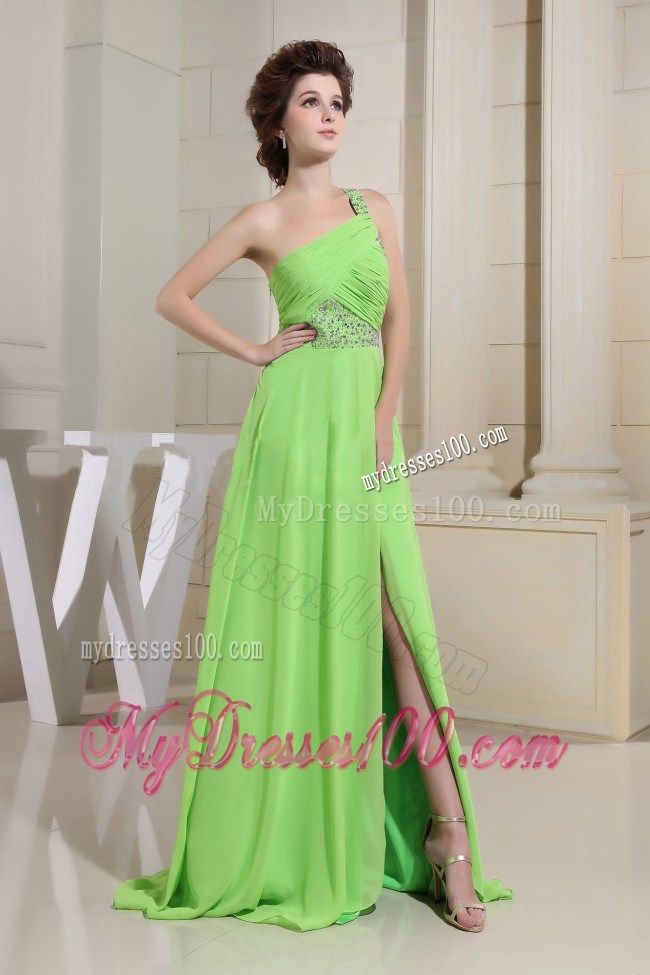 Spring Green Prom Dress With High Slit One Shoulder and Beading