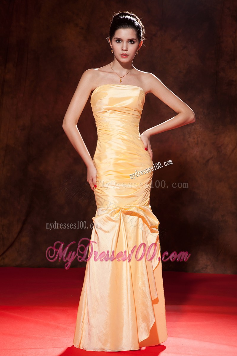 Cheap Gold Mermaid Strapless Floor-length Ruching Prom Dress