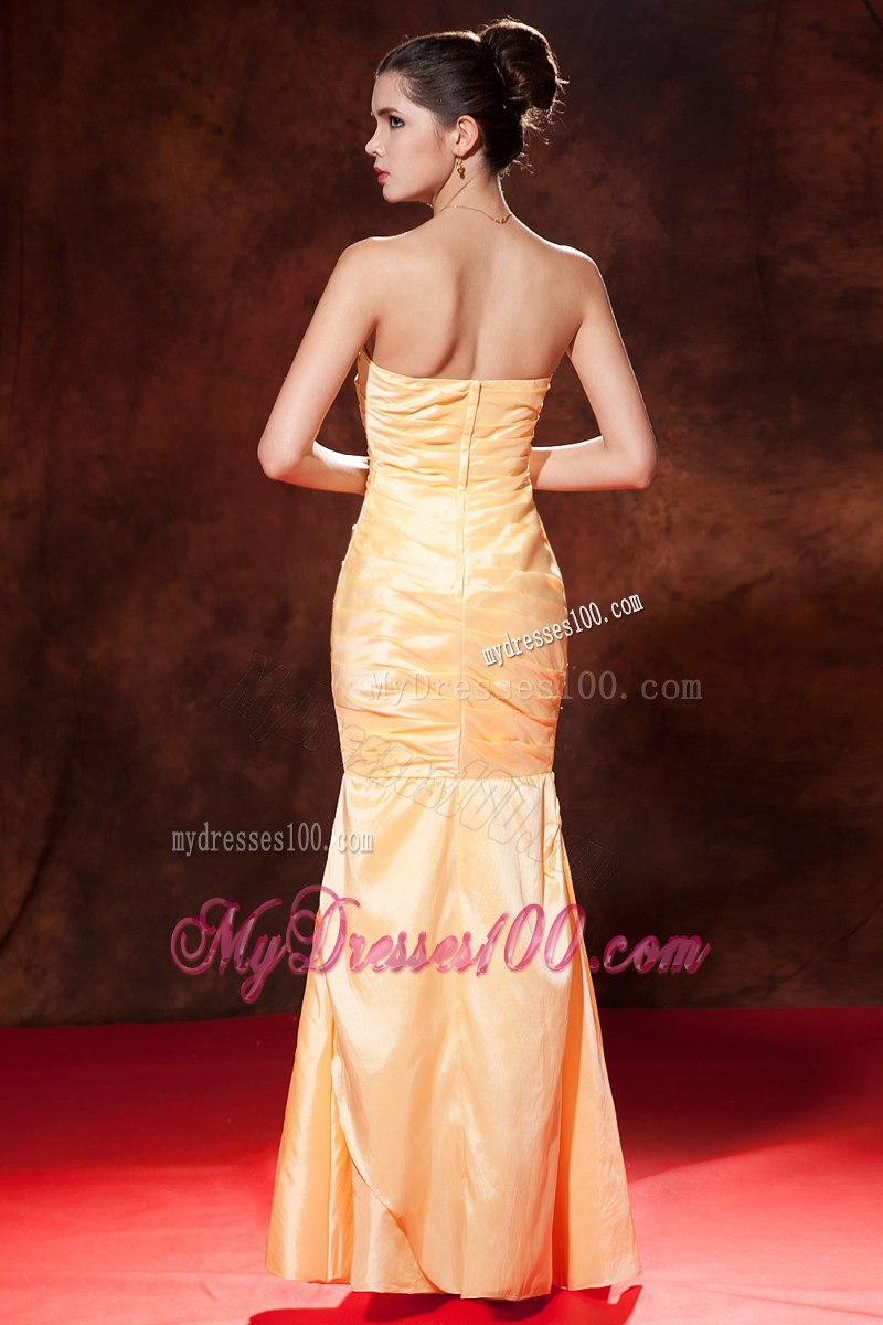 Cheap Gold Mermaid Strapless Floor-length Ruching Prom Dress