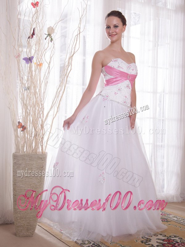 White Sweetheart Floor-length Beading and Rhinestones Prom Dress