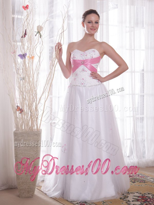 White Sweetheart Floor-length Beading and Rhinestones Prom Dress