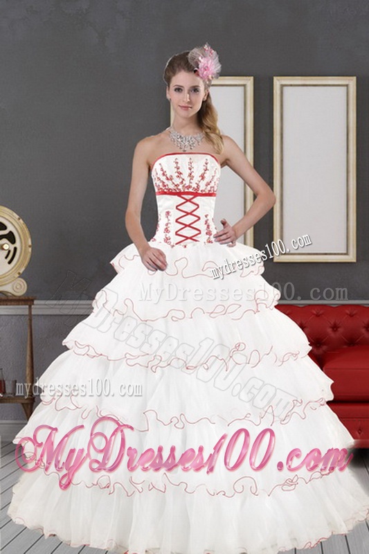 2016 Impressive White Quinceanera Dresses with Appliques and Ruffled Layers