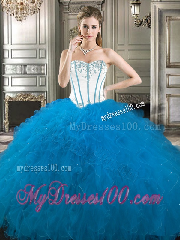 Exquisite Really Puffy Tulle Quinceanera Gown with Beading and Ruffles