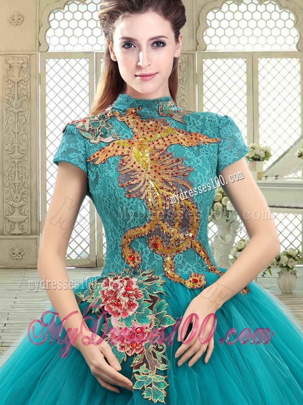 Luxurious High Neck Appliques Sweet 16 Dresses with Short Sleeves