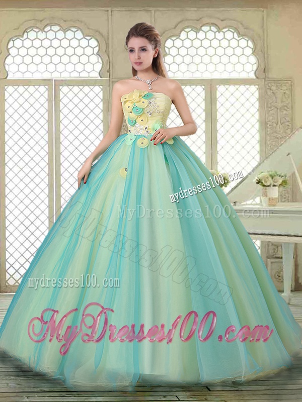 New Arrivals Strapless Quinceanera Dresses with Appliques
