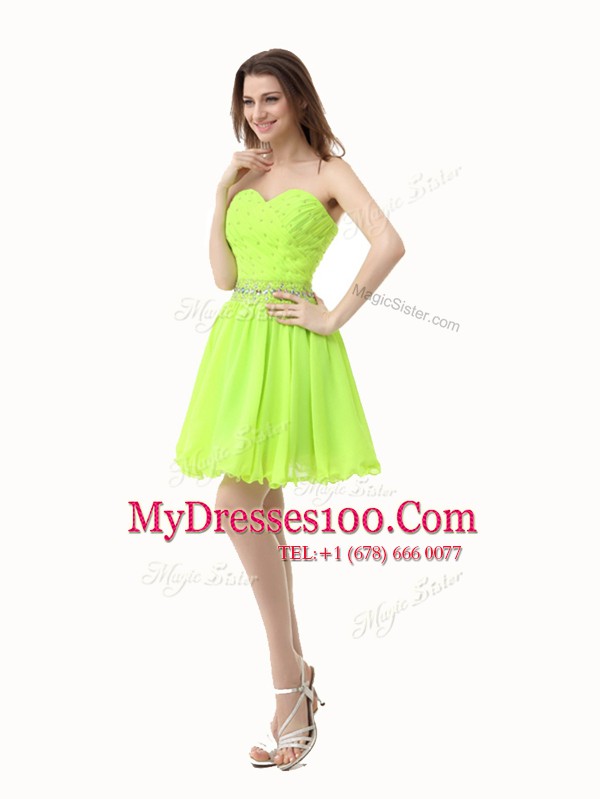 On Sale Green A-line Sweetheart Sleeveless Organza Knee Length Zipper Beading Homecoming Dress