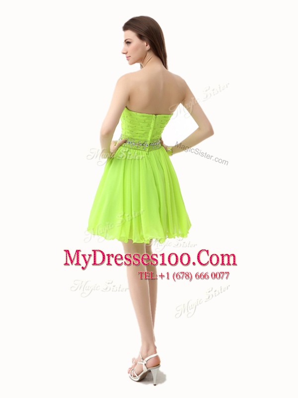 On Sale Green A-line Sweetheart Sleeveless Organza Knee Length Zipper Beading Homecoming Dress