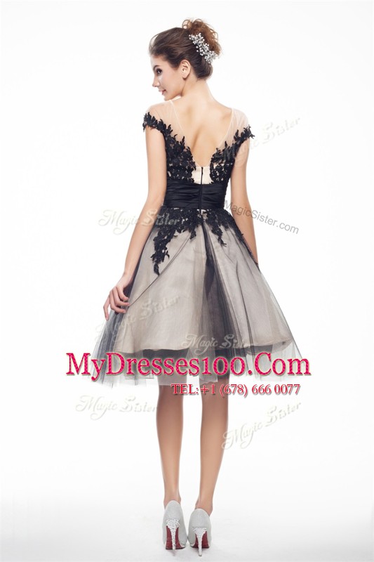Best Selling Black Zipper Scoop Lace Cocktail Dresses Chiffon Cap Sleeves