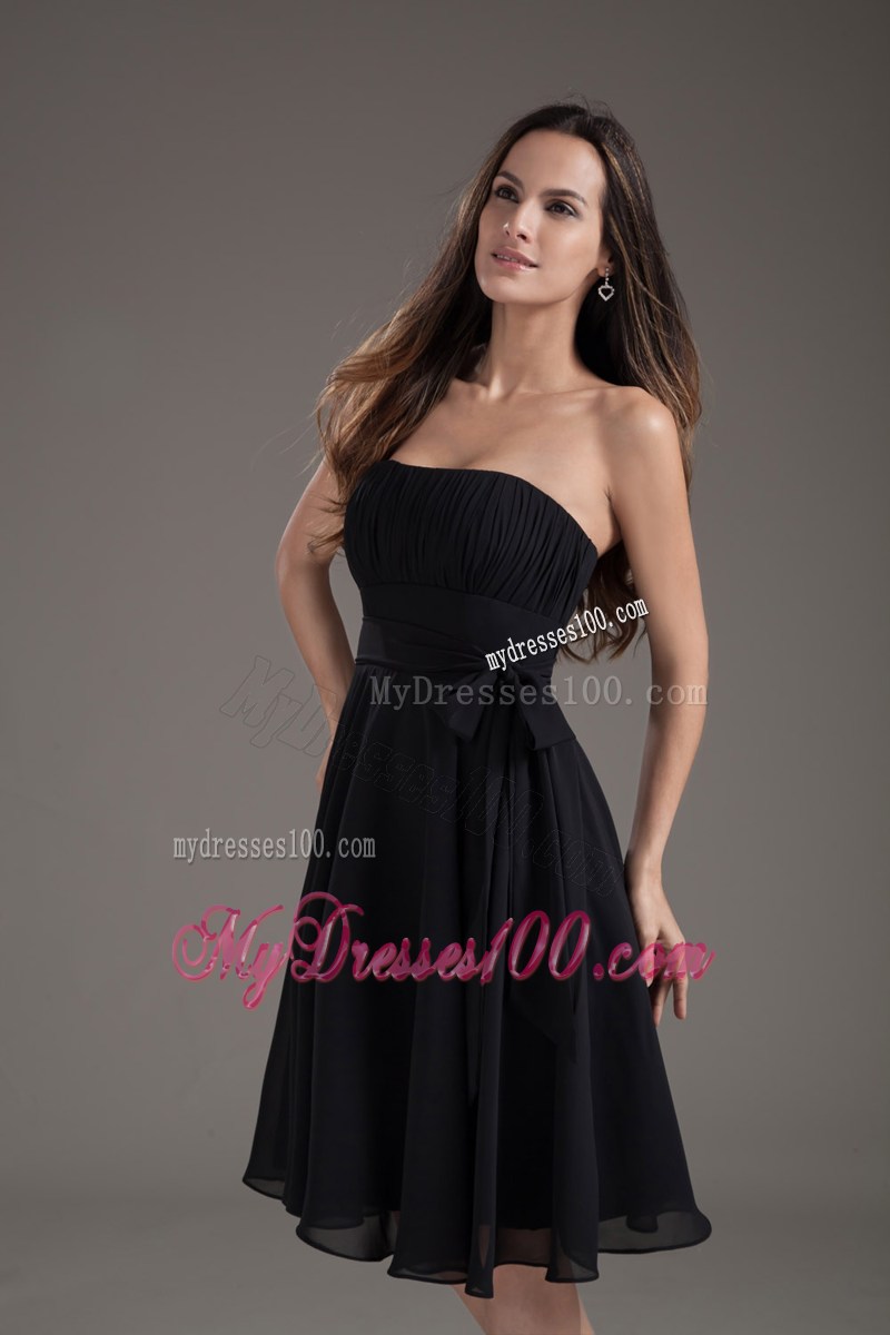 Simple Empire Black Strapless Sash Knee-length Dress for Prom