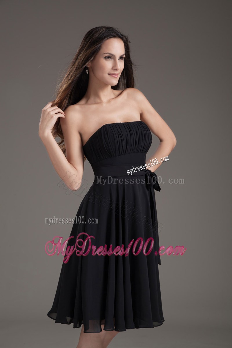 Simple Empire Black Strapless Sash Knee-length Dress for Prom