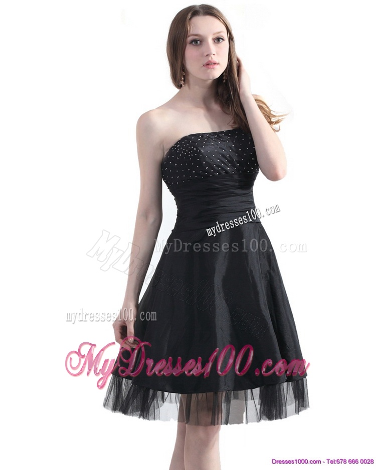 2016 Romantic Strapless Black Evening Dress with Ruching and Beading