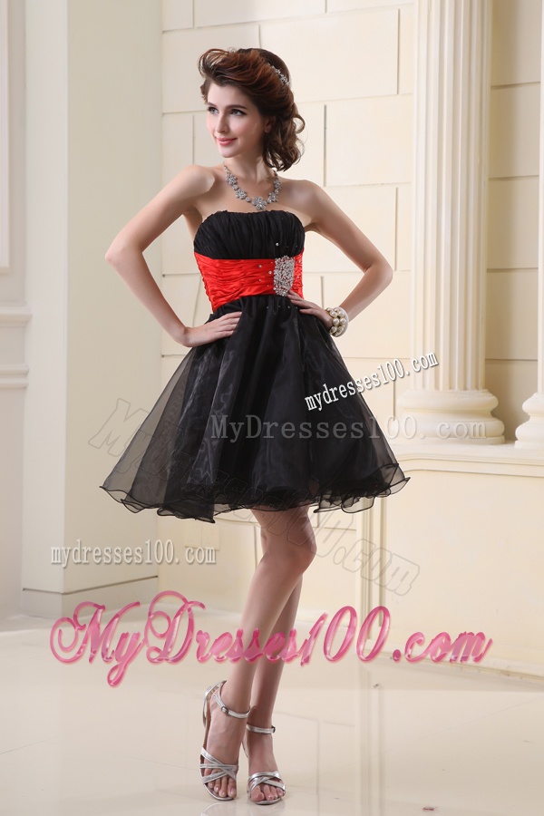 A-line Strapless Organza Black Mini-length Evening Dress with Beading and Ruching