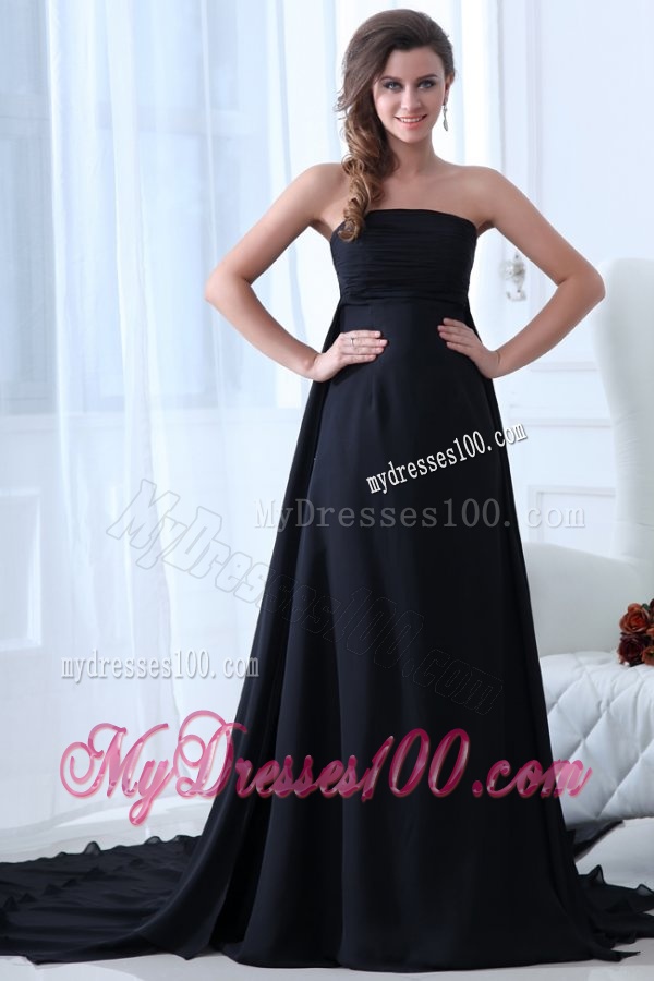 Empire Black Strapless Chapel Train Ruching Evening Dress