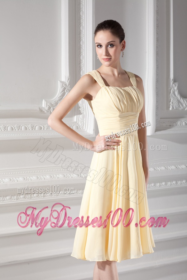 Empire Light Yellow Knee-length Short Evening Dress with Ruching