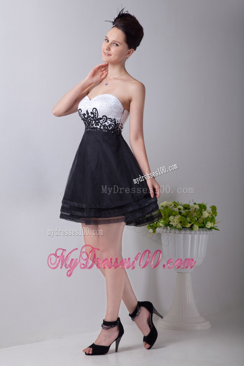 Mini-length Sweetheart White and Black Organza Prom Nightclub Dress