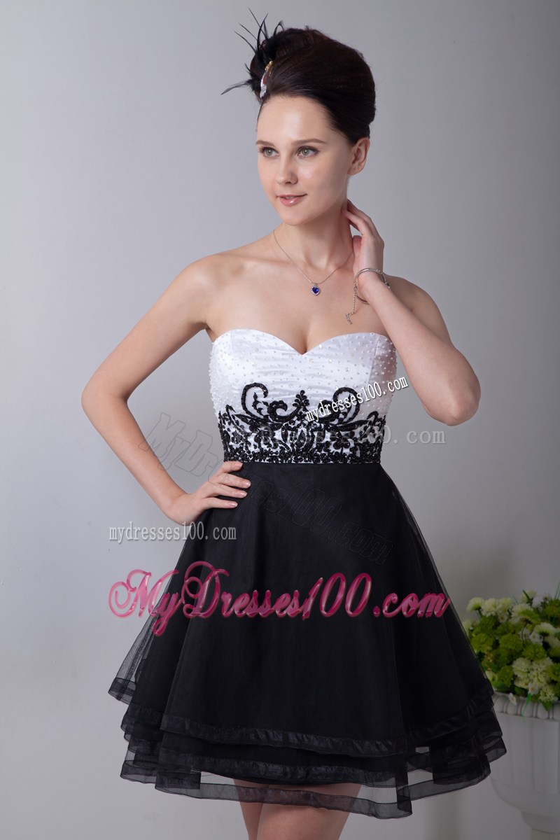 Mini-length Sweetheart White and Black Organza Prom Nightclub Dress