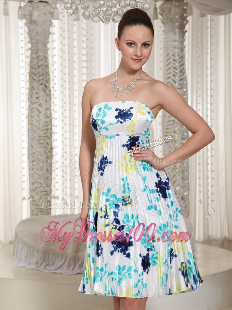 Elegant Strapless Neckline Knee-Length Prom Dresses with Print