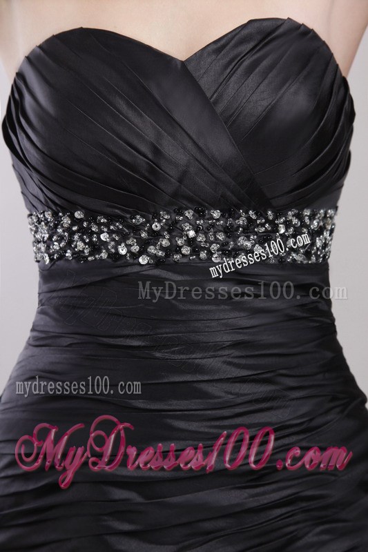 Black Mermaid Ruched Prom Dresses with Court Train and Beading